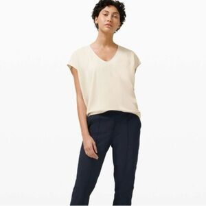 Lululemon Capped Short Sleeve Tee in White Opal— Size 6